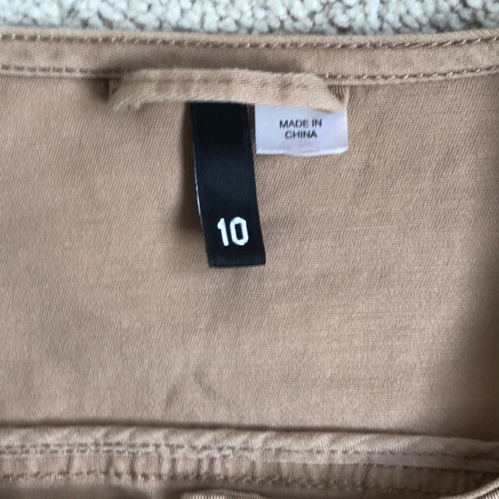 ✨Cropped Tan Jacket✨ - Picture 4 of 5